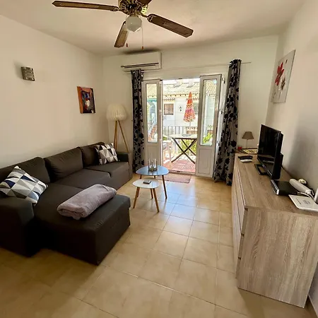 Jardin شقة تورّيفيِخا